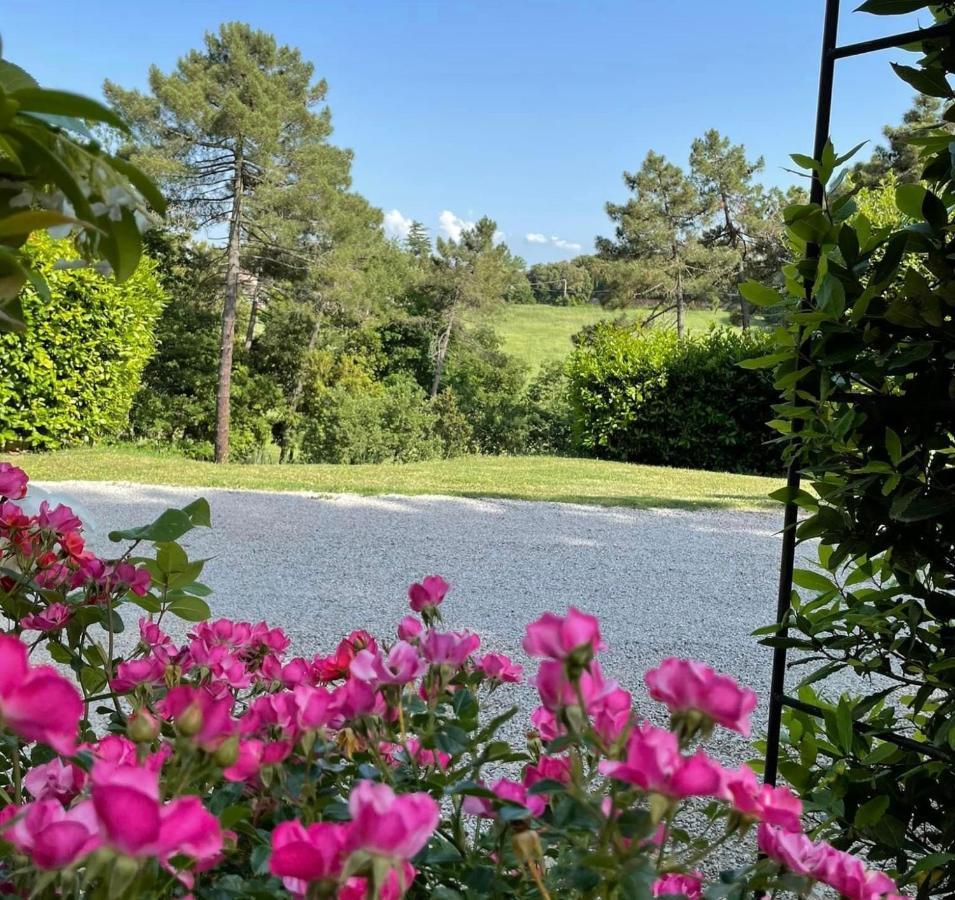Casetta nel borgo Gambassi Terme Esterno foto